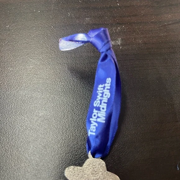 Taylor Swift cowgirl midnights Ghost ornament box NOT included - Picture 7 of 7